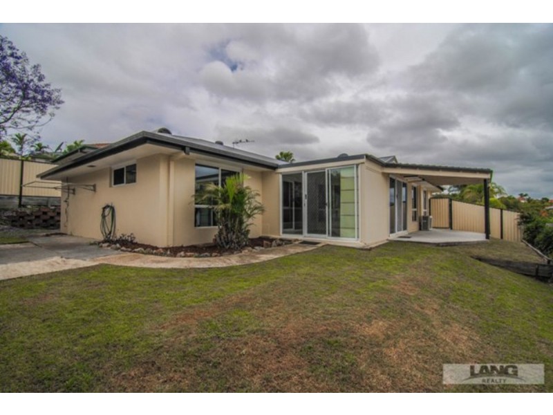 11 Pinehill Drive, Oxenford QLD 4210