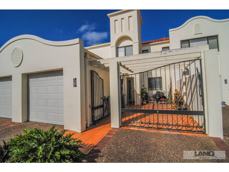 64/60 Caseys Road, Hope Island QLD 4212