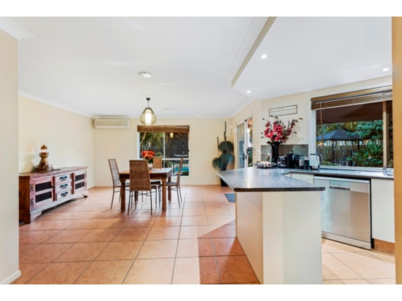 20 Westpark Court, Helensvale QLD 4212