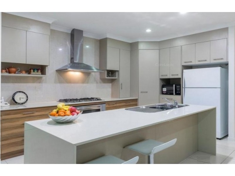 2 Orlando Drive, Coomera QLD 4209