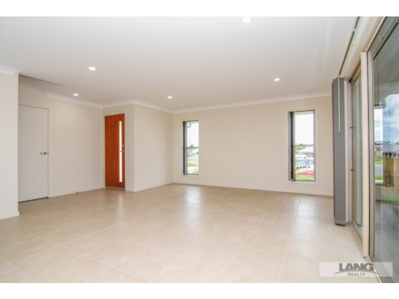 15 Gillian Drive, Coomera QLD 4209