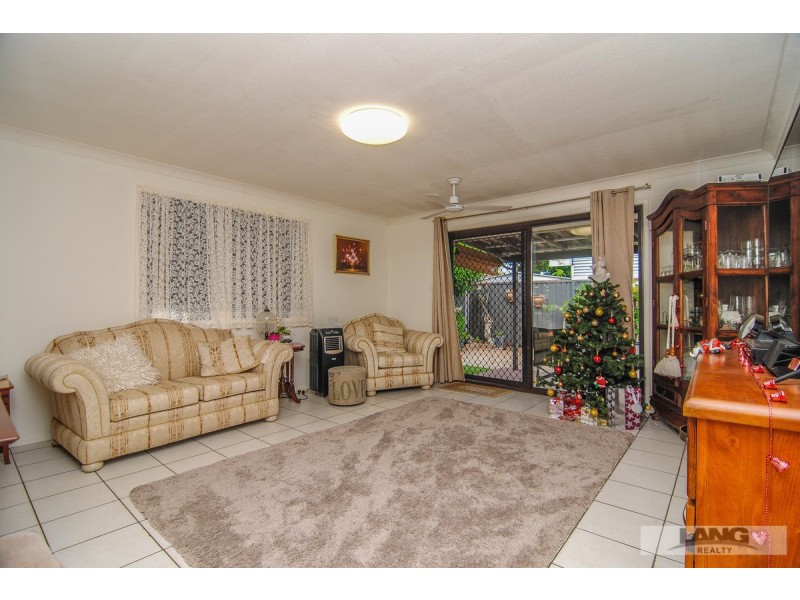 38 Middle Street, Labrador QLD 4215