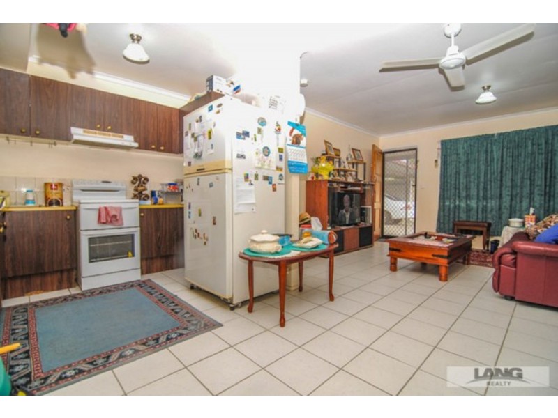 10 Grove Road, Holmview QLD 4207