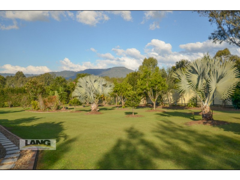 18-22 Racecourse Place, Tamborine QLD 4270