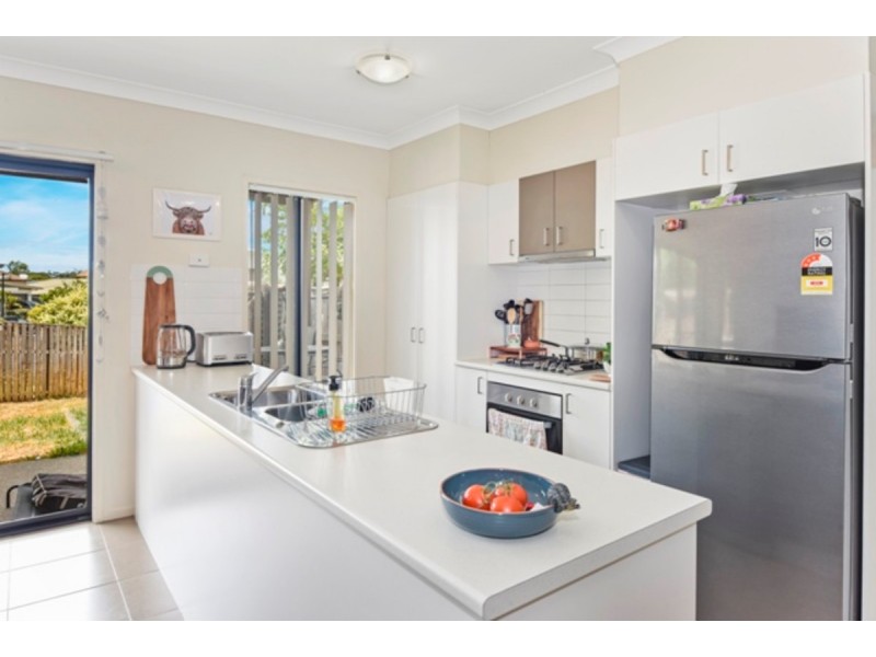 1/2 Kelly Avenue, Coomera QLD 4209