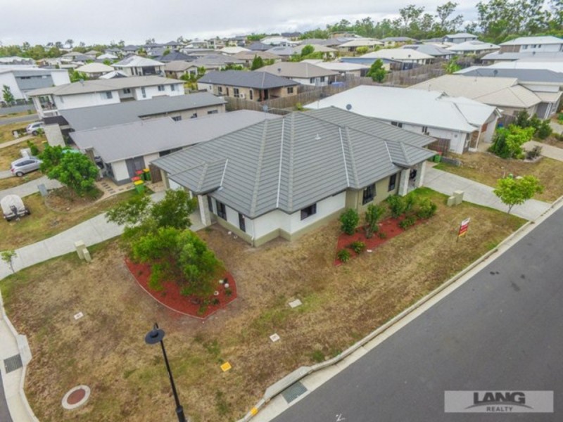 1 Bottle Brush Circuit, Coomera QLD 4209