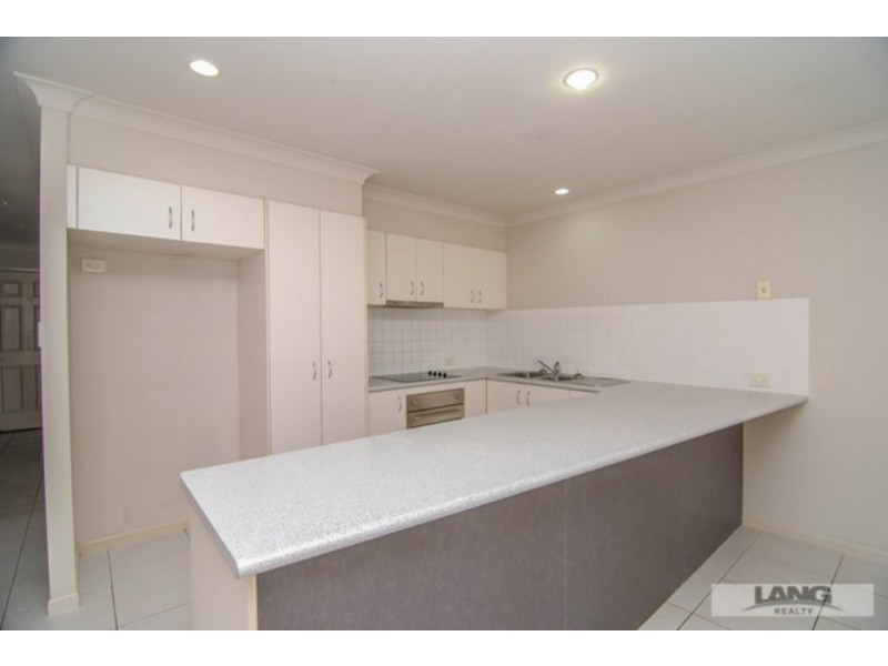 2/14 Benson Street, Ormeau QLD 4208