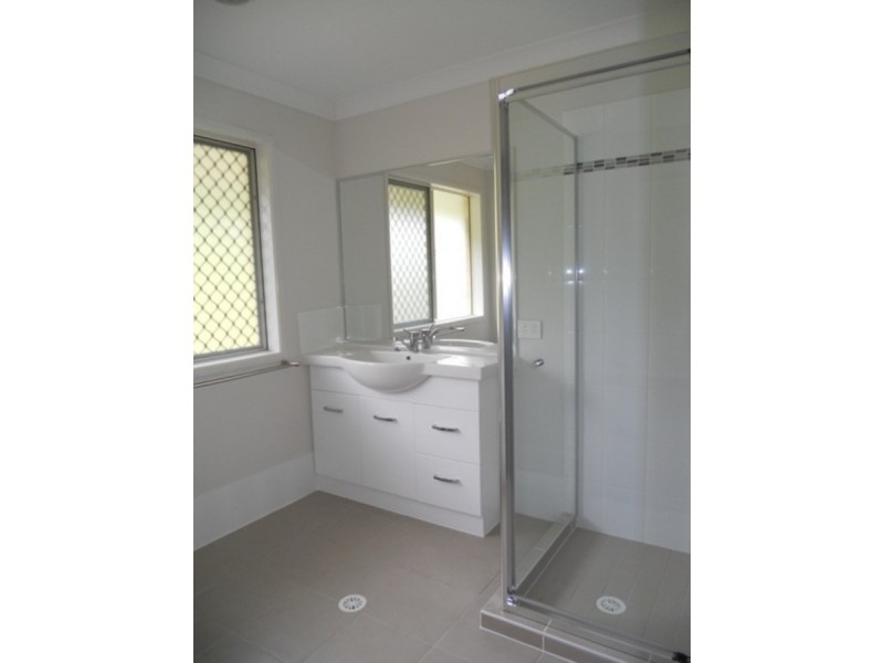 47 Bluetail Crescent, Upper Coomera QLD 4209