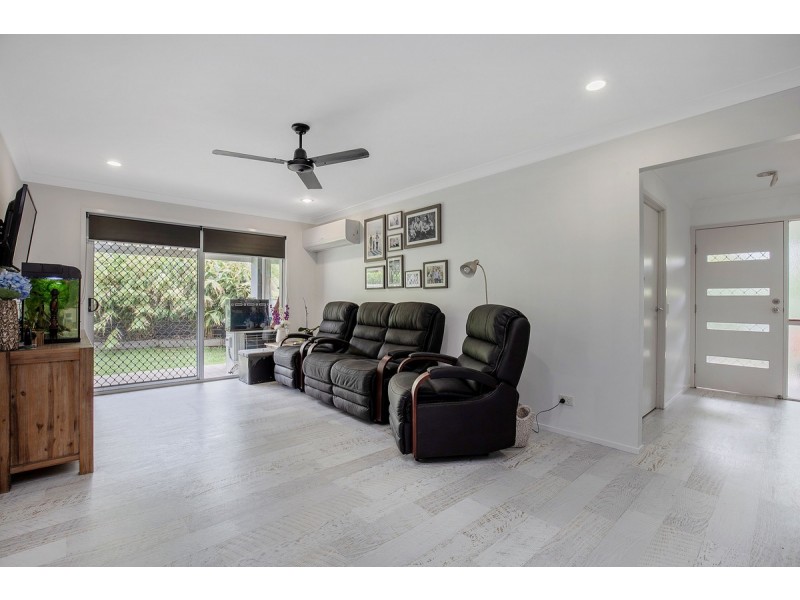 24 Silver Dawn Crescent, Oxenford QLD 4210