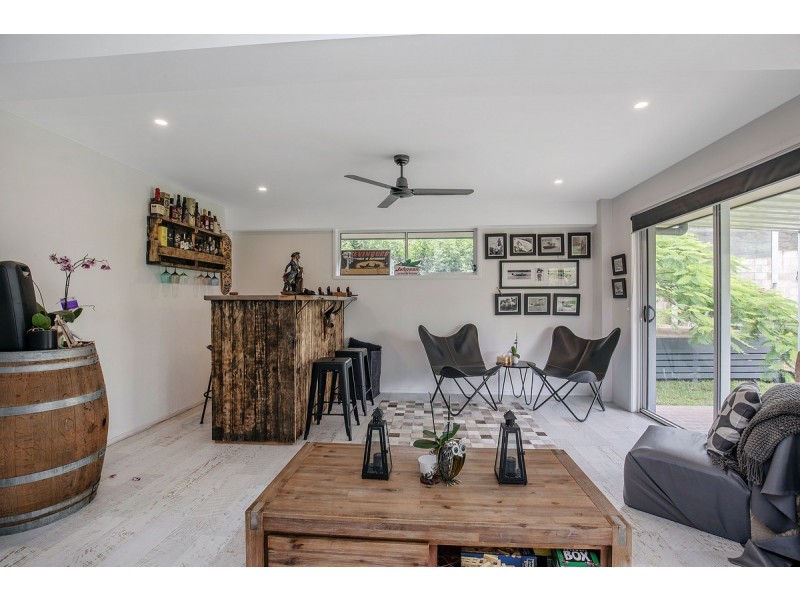 24 Silver Dawn Crescent, Oxenford QLD 4210