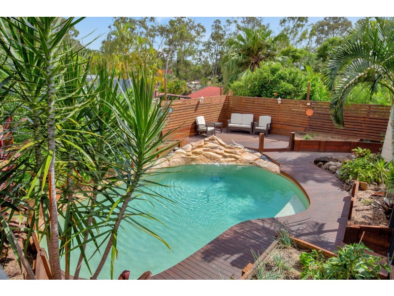12 Dromana Crescent, Helensvale QLD 4212