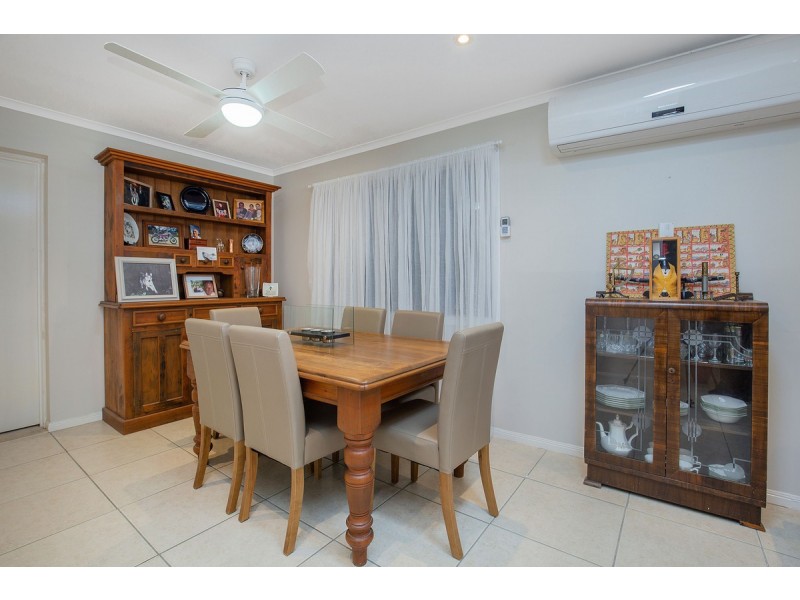 12 Dromana Crescent, Helensvale QLD 4212