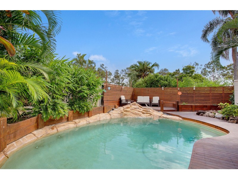 12 Dromana Crescent, Helensvale QLD 4212