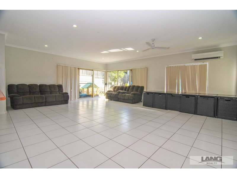 8 Lawson Street, Upper Coomera QLD 4209