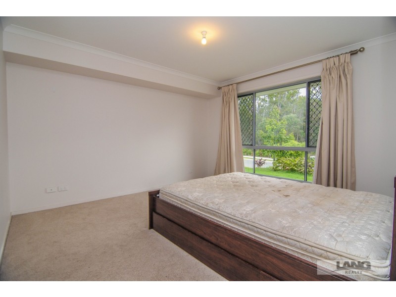 9 Lysaght Drive, Pimpama QLD 4209