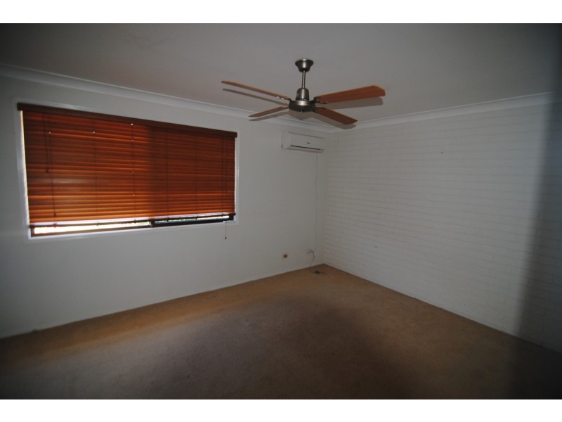 15/71 Olsen Avenue, Labrador QLD 4215