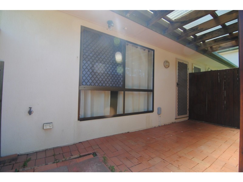 15/71 Olsen Avenue, Labrador QLD 4215