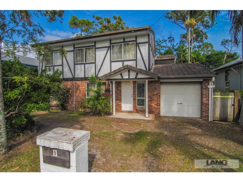 9 Tooraneedin Drive, Coomera Waters QLD 4209