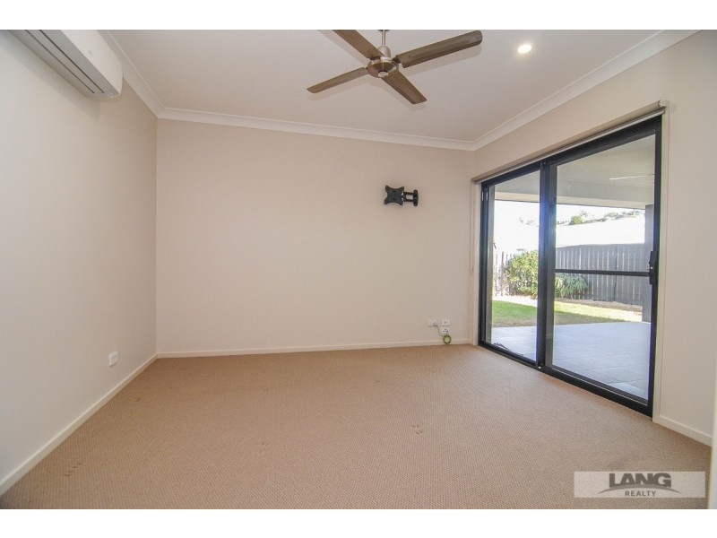 60 Hillstone Crescent, Maudsland QLD 4210