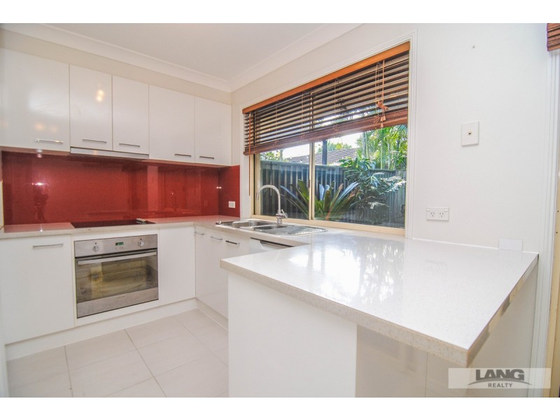 11 Cutter Court, Helensvale QLD 4212