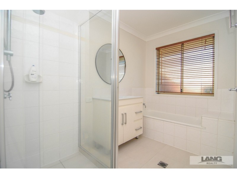 11 Cutter Court, Helensvale QLD 4212