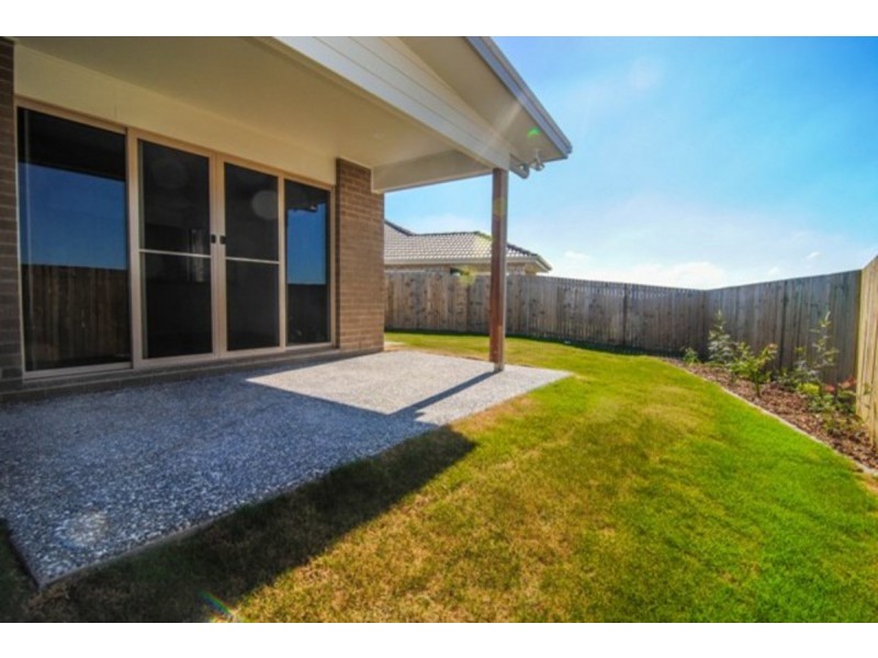 64 Greenwich Avenue, Pimpama QLD 4209