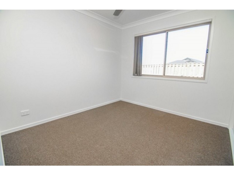 64 Greenwich Avenue, Pimpama QLD 4209