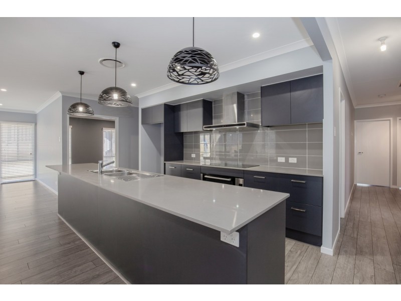 12 Giacco Street, Pimpama QLD 4209