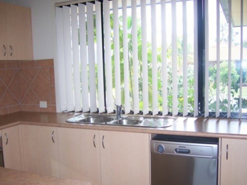 27 St Stephens Drive, Upper Coomera QLD 4209