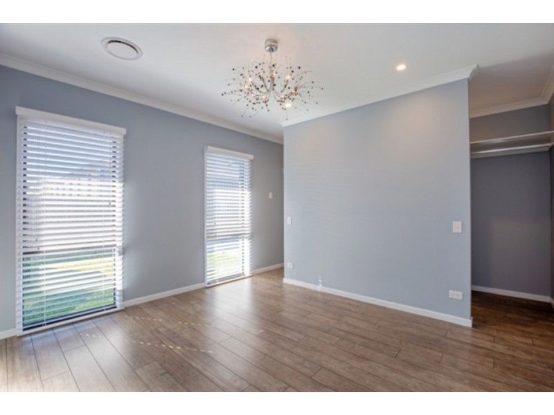 12 Giacco Street, Pimpama QLD 4209