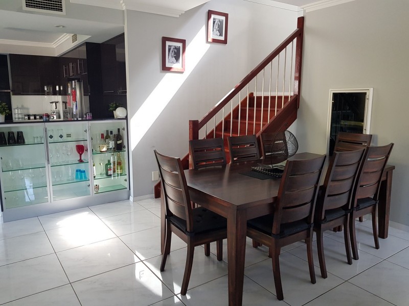 39 Rhodium Crescent, Hope Island QLD 4212