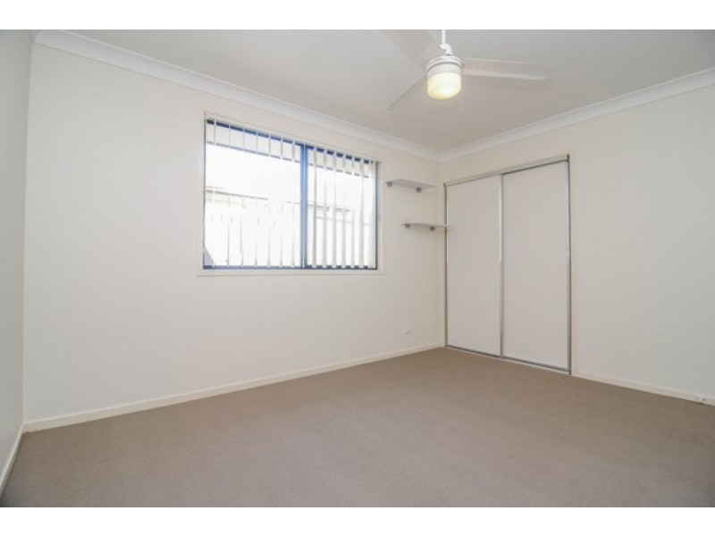 2/3 Freestone Drvie, Upper Coomera QLD 4209