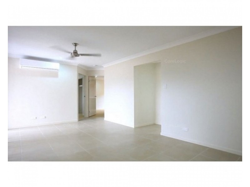 12 Sapphire Place, Pimpama QLD 4209