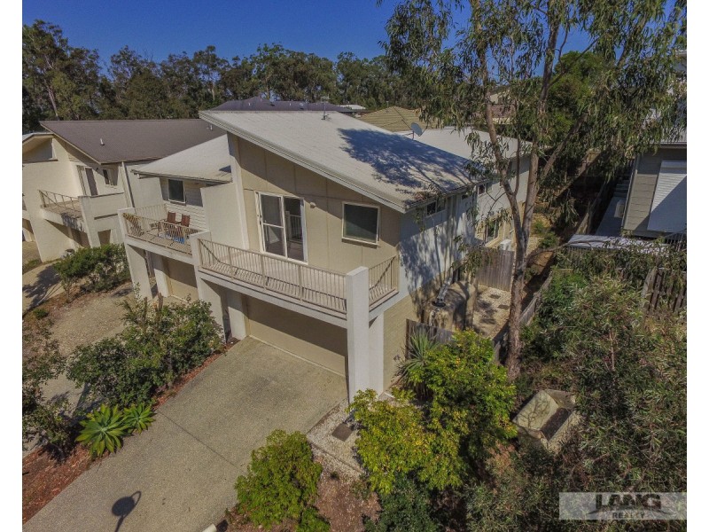 2/8 Michaels Promenade, Coomera QLD 4209