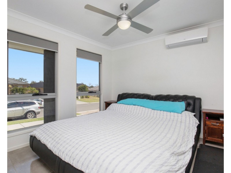 34 Charles Avenue, Pimpama QLD 4209
