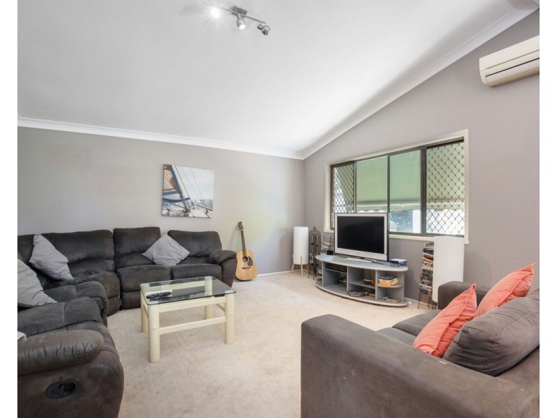 12 Wandilla Drive, Helensvale QLD 4212