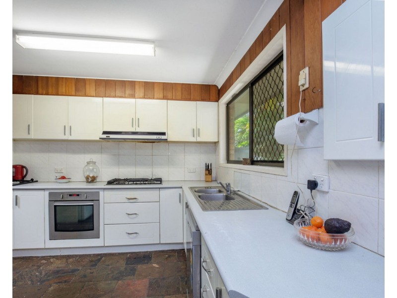 12 Wandilla Drive, Helensvale QLD 4212