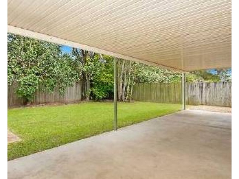93 River Oak Drive, Helensvale QLD 4212