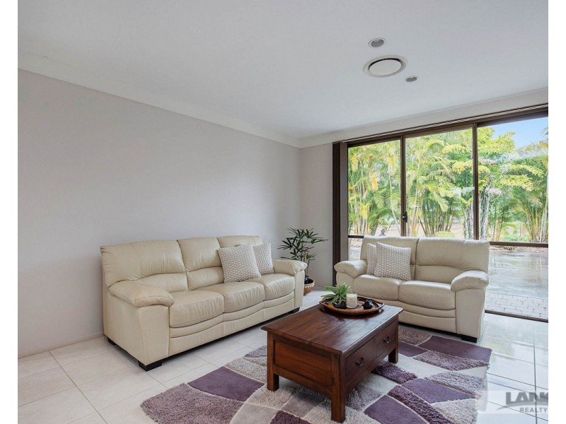 1/17 Viscount Drive, Tallai QLD 4213