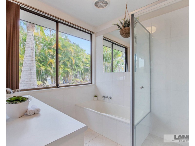 1/17 Viscount Drive, Tallai QLD 4213