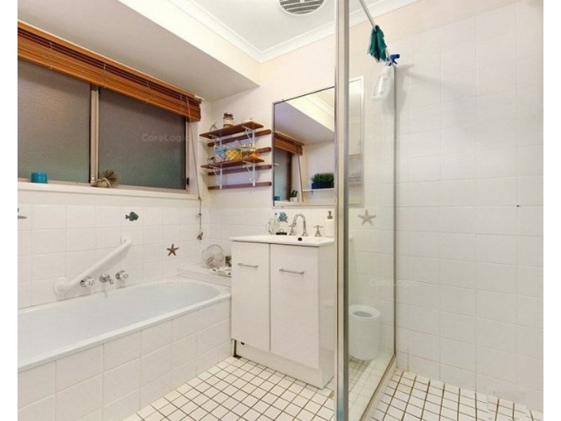 8/18 Columbia Court, Oxenford QLD 4210