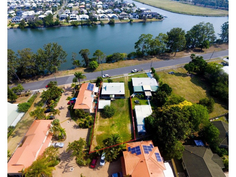 42 Esplanade, Coomera QLD 4209