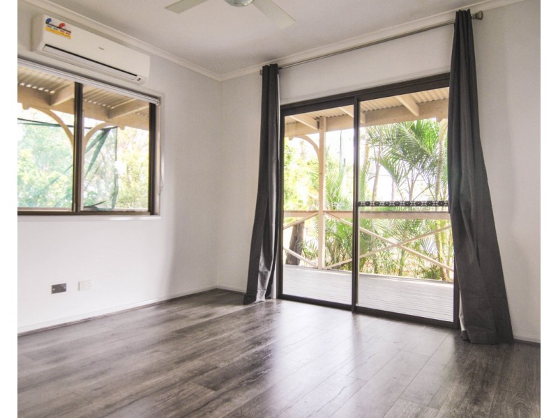 42 Esplanade, Coomera QLD 4209