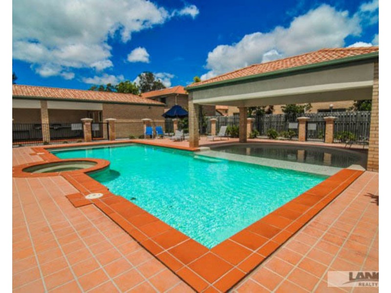 12/2 Bos Drive, Coomera QLD 4209