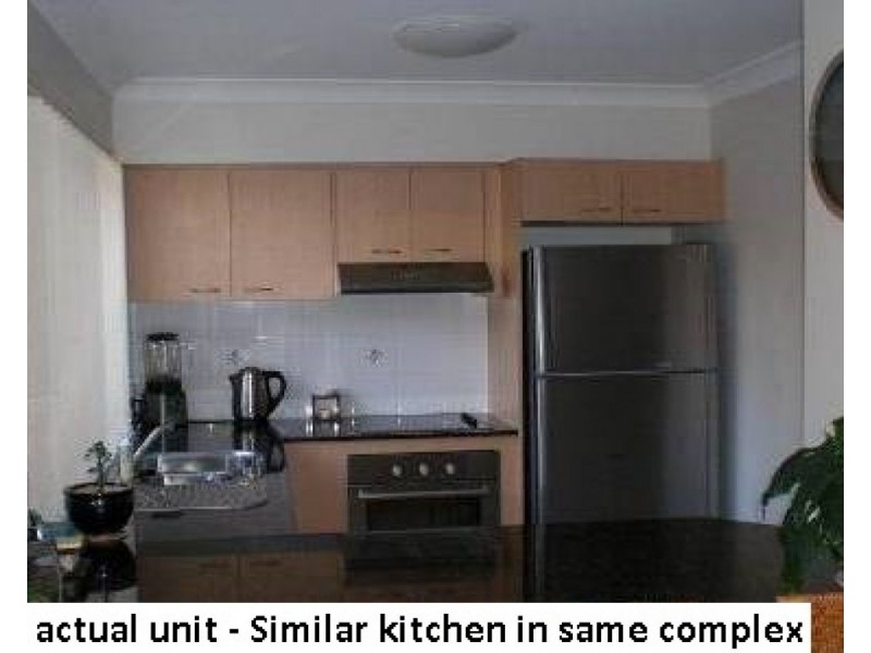 12/2 Bos Drive, Coomera QLD 4209