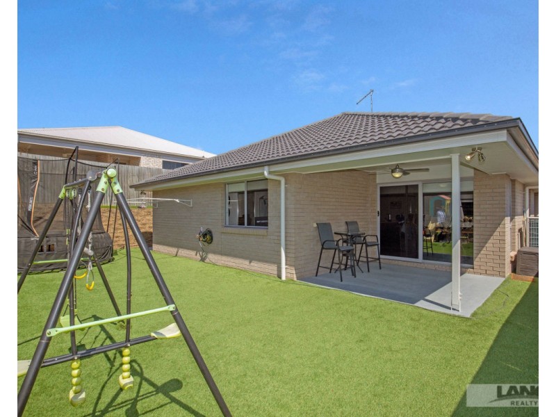 34 Charles Avenue, Pimpama QLD 4209