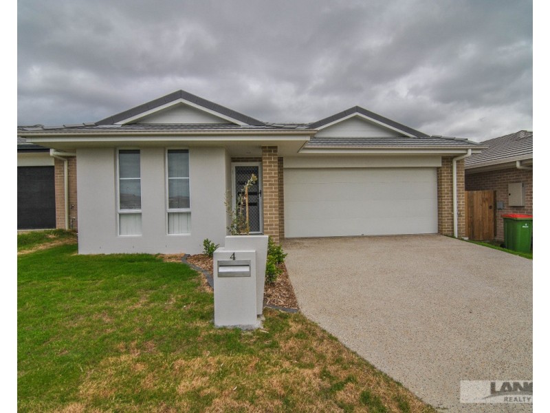 4 Rockford Street, Pimpama QLD 4209