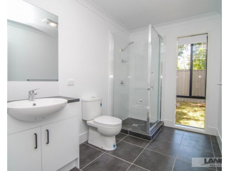 4 Dellamere Court, Eagleby QLD 4207