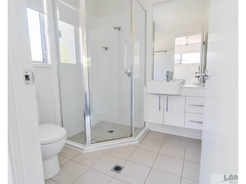 16/37 Witheren Circuit, Pacific Pines QLD 4211