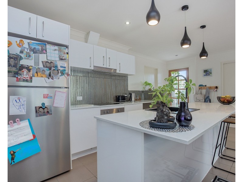 1/8 Mugello Avenue, Oxenford QLD 4210
